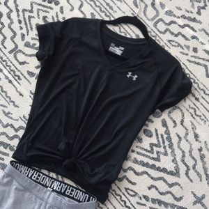 SOLD!! Under Armour T Shirt